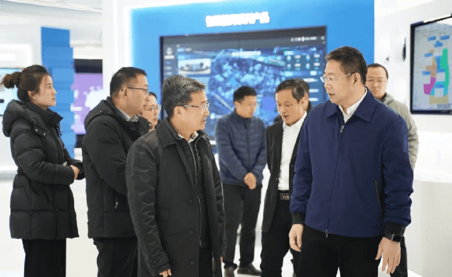 水利部全國(guó)節(jié)約用水辦公室主任蔣牧宸一行蒞臨山科智能參觀(guān)調(diào)研